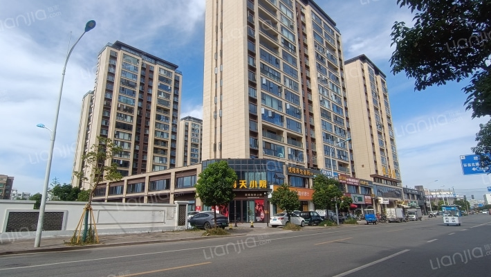 宏地悦名庭外景图