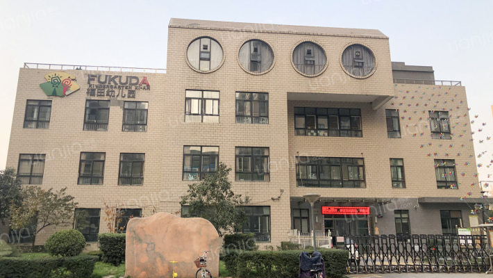 银池丽舍云端外景图