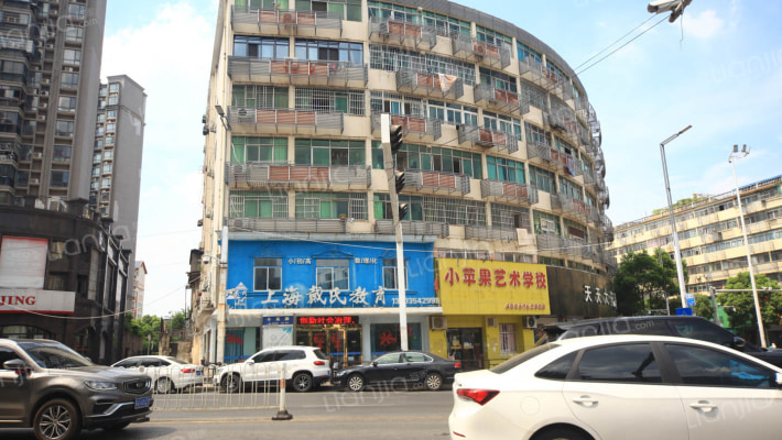 长麦路28号外景图