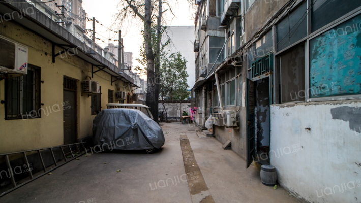 南阳路172号院外景图