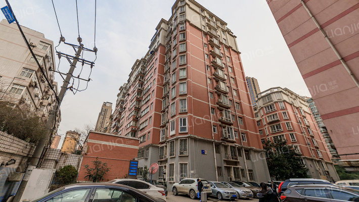 滨湖名都城外景图