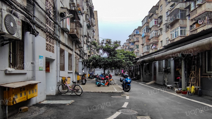 毛纺小区襄棉家属院外景图