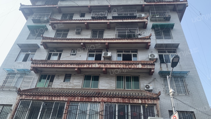 里仁街55号外景图