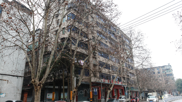 锻压小区外景图