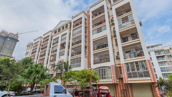 朱槿花园外景图