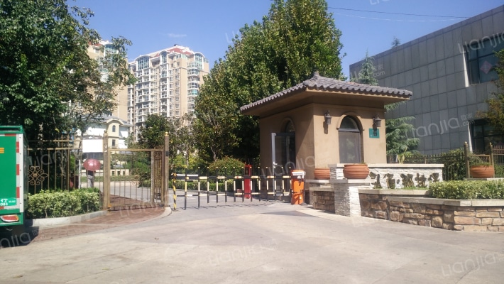 弘通那拉提外景图