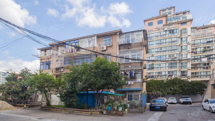 跃龙路76号外景图