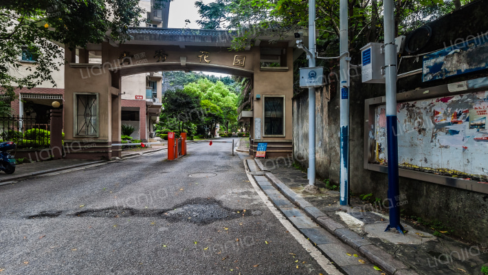 青秀花园外景图