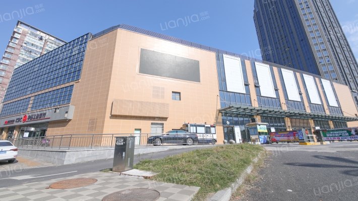 隆鑫都会外景图