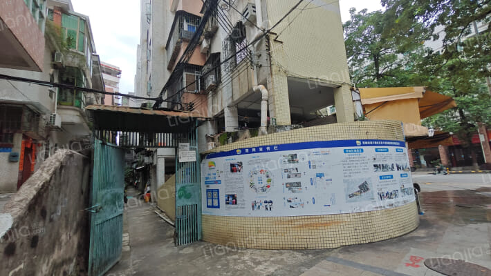 澳南三马路建行宿舍外景图