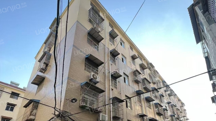 农行家属楼外景图