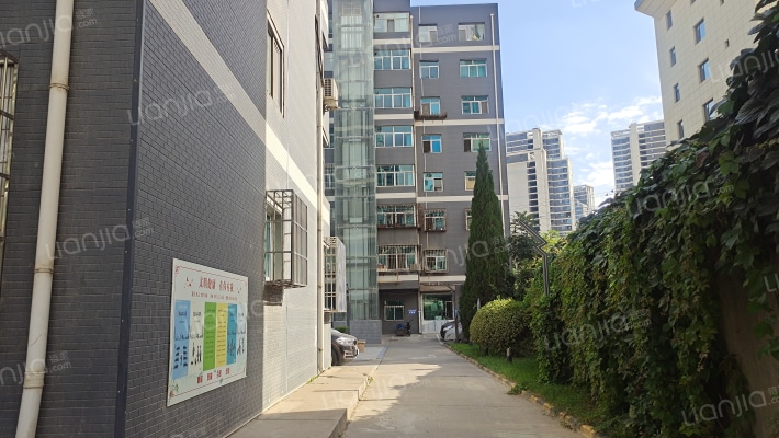 刘家峡水电厂兰州生活小区西区外景图