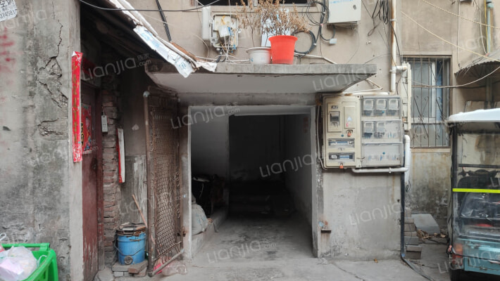 外贸包装公司家属院外景图