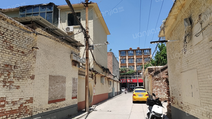 书库家属楼外景图