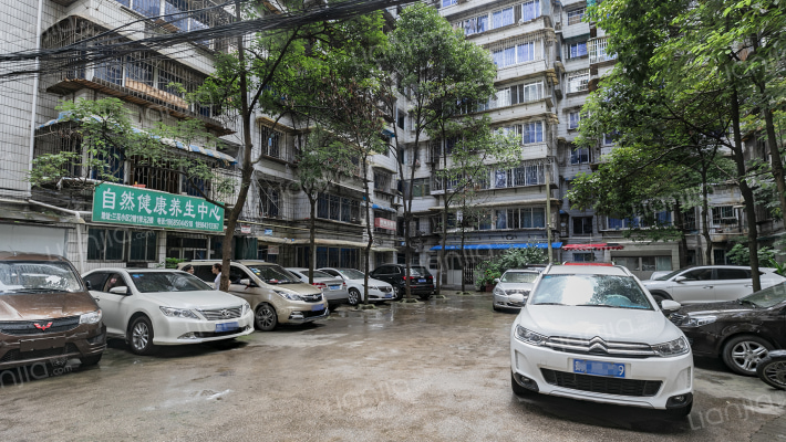 兰花小区外景图