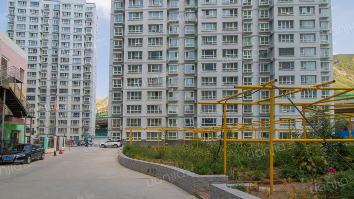 蓝星花园外景图