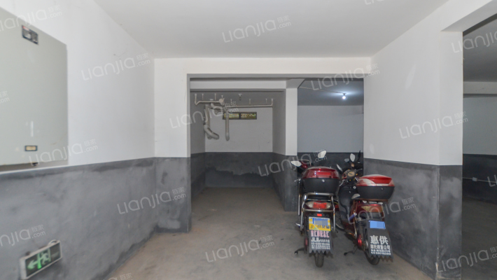 东方听潮豪园外景图