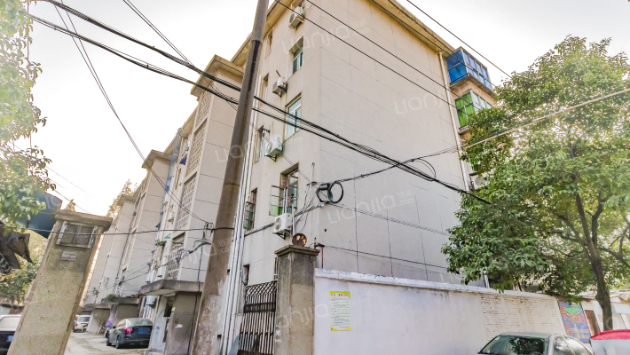 大通路教育局宿舍外景图