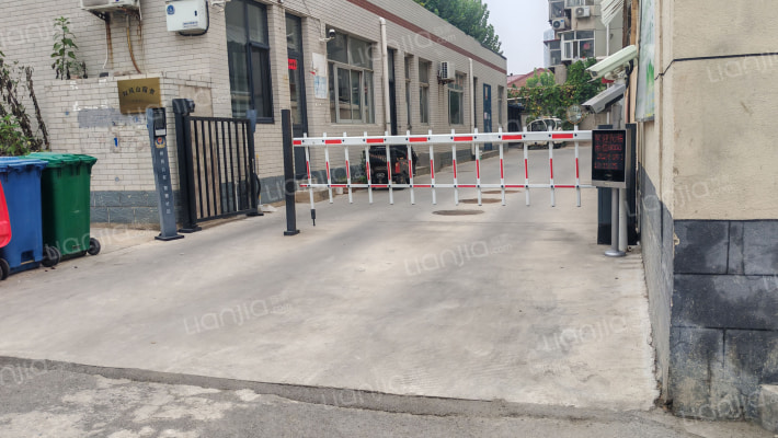 双凤山宿舍外景图