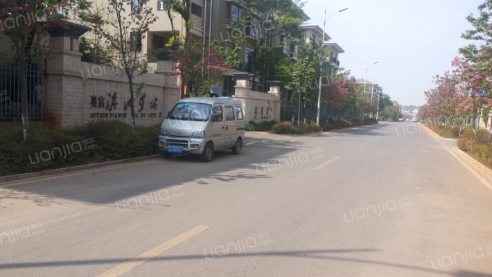 滇池星城星景湾外景图