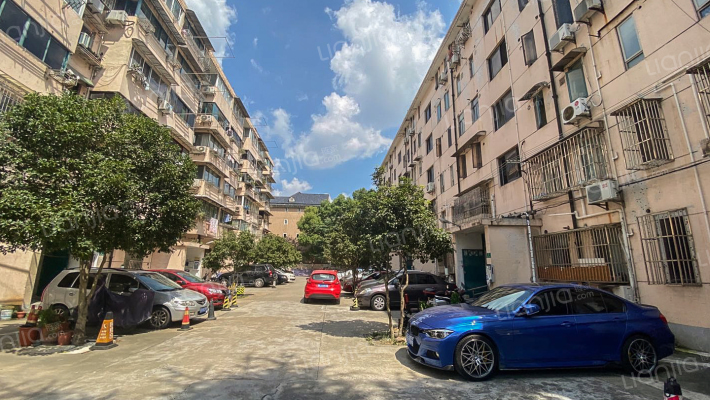 金浜路105弄外景图