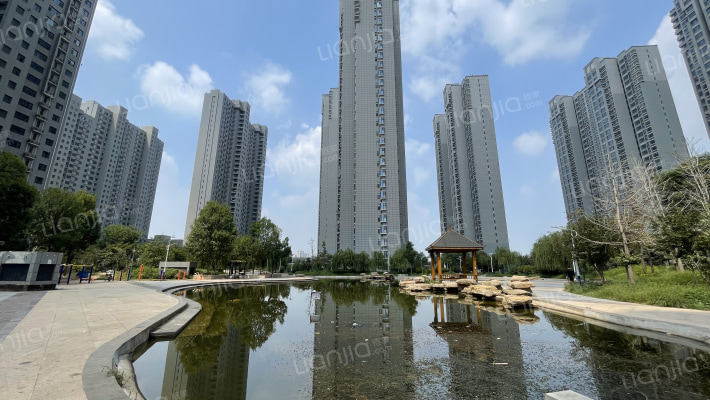 军师府邸春华园外景图