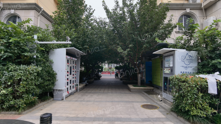 长江盛阁外景图