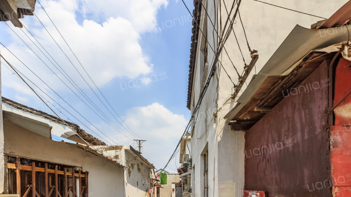 黄墙弄散盘外景图