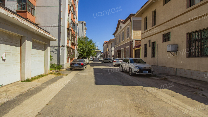 桃园小区外景图