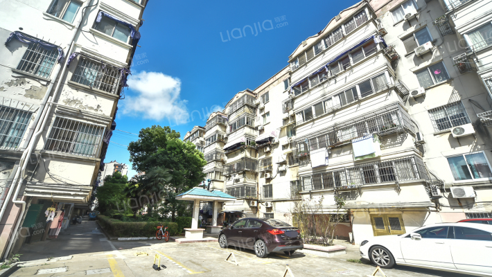 八菱花园外景图