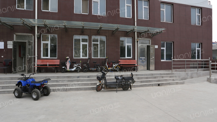 云锦小区外景图