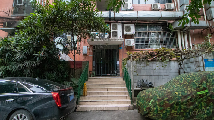 南城大道外景图