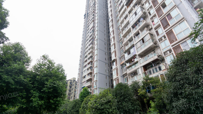 燃气花园住宅外景图