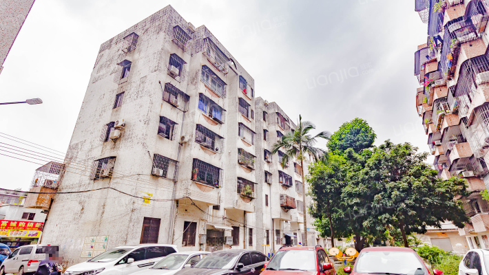 港滨小区外景图