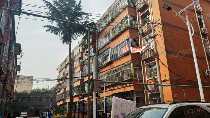 长安区青年南街开发住宅四区外景图