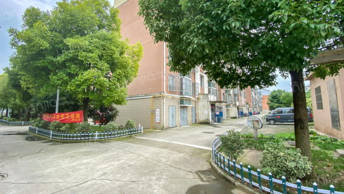 镇龙社区外景图