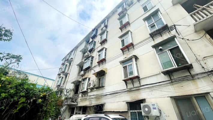 无影山路123号外景图