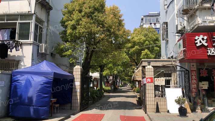 石笋一村外景图