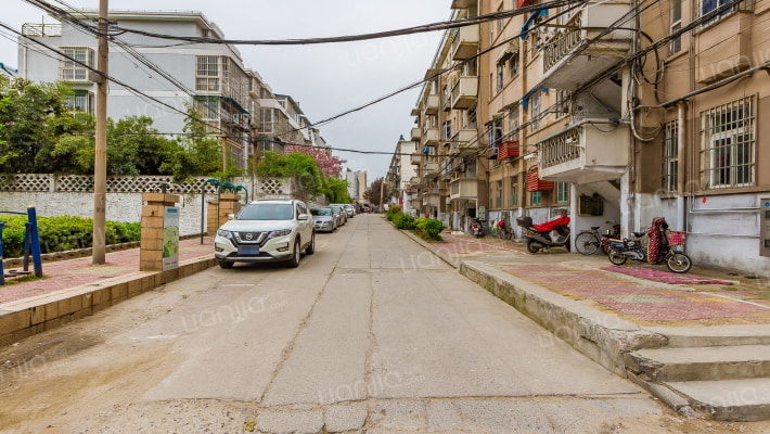 铁路三宿舍外景图