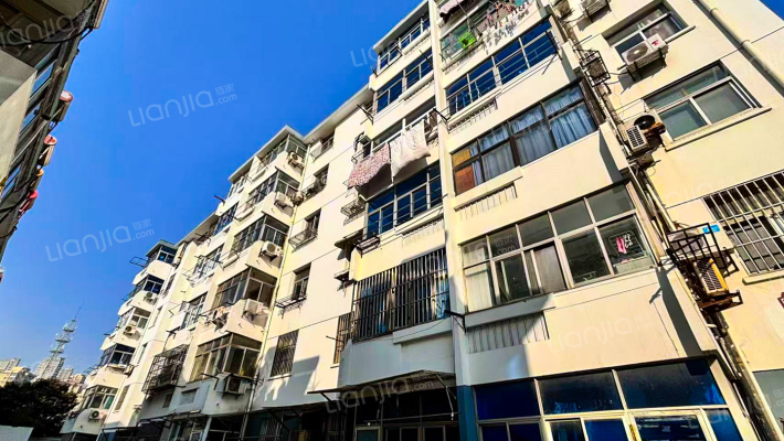 武警宿舍外景图