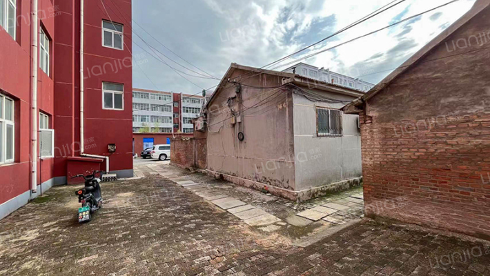 皮肤病医院家属院外景图