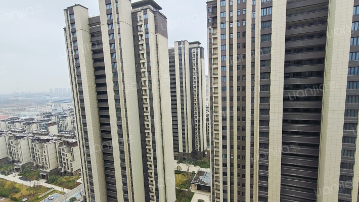 大华潘安湖首府外景图