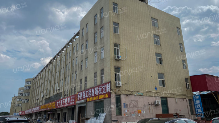 豪杰贸易广场外景图