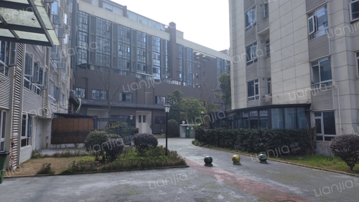 中鑫海广场外景图