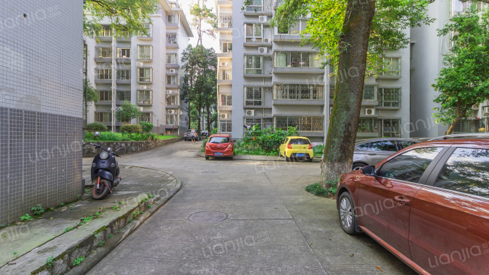 职教中心教师公寓外景图