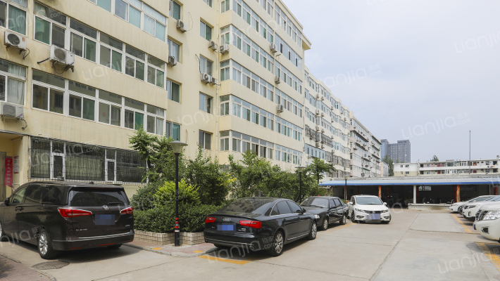 康乐街40号院外景图