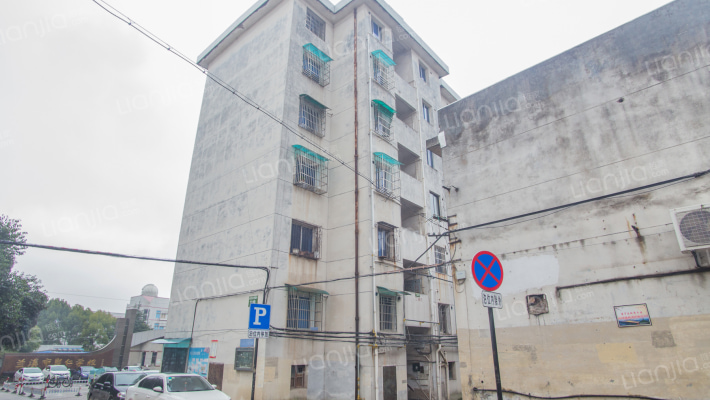 溪西四区栖霞邨外景图