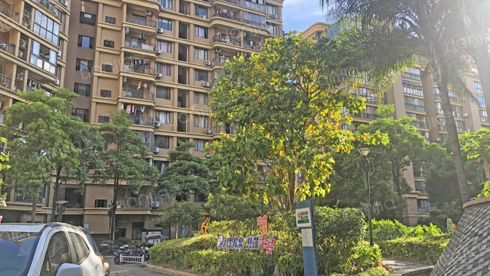 尚层建筑外景图