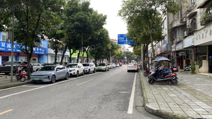 双建公寓外景图