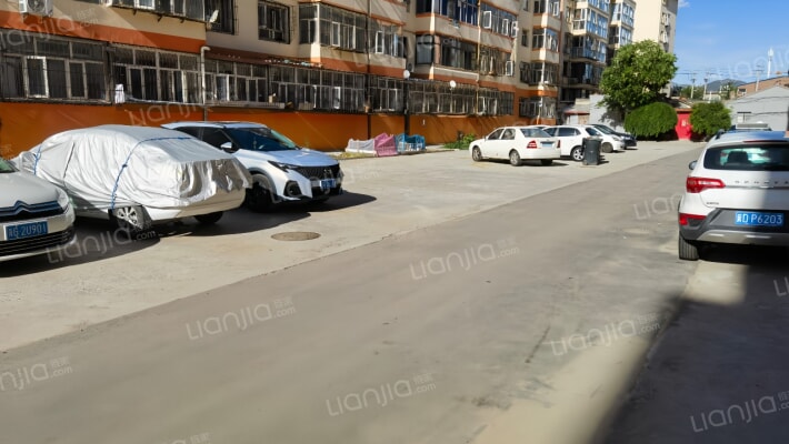 荣庆小区外景图